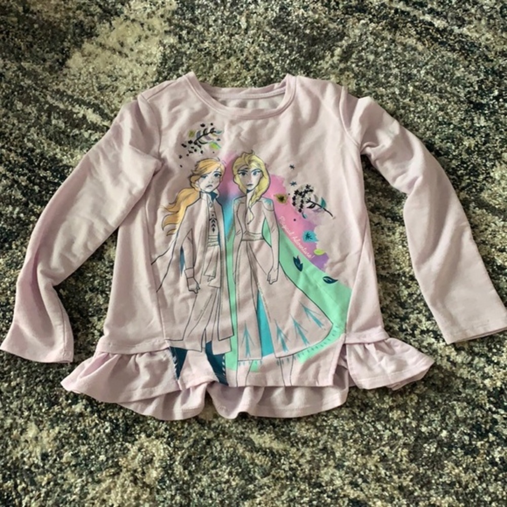 Frozen II Top Size 7/8 Pre owned Magical Adventure